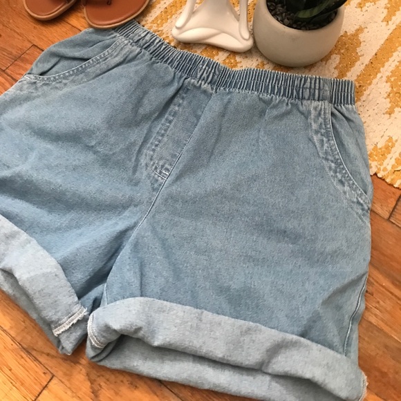 Vintage Paperbag Roll Cuff Denim Shorts - Picture 4 of 6